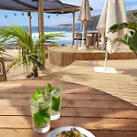 Lovely With Big Sunny Terrace * بالم مار