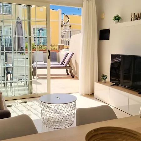 Lovely With Big Sunny Terrace Apartament Palm-mar